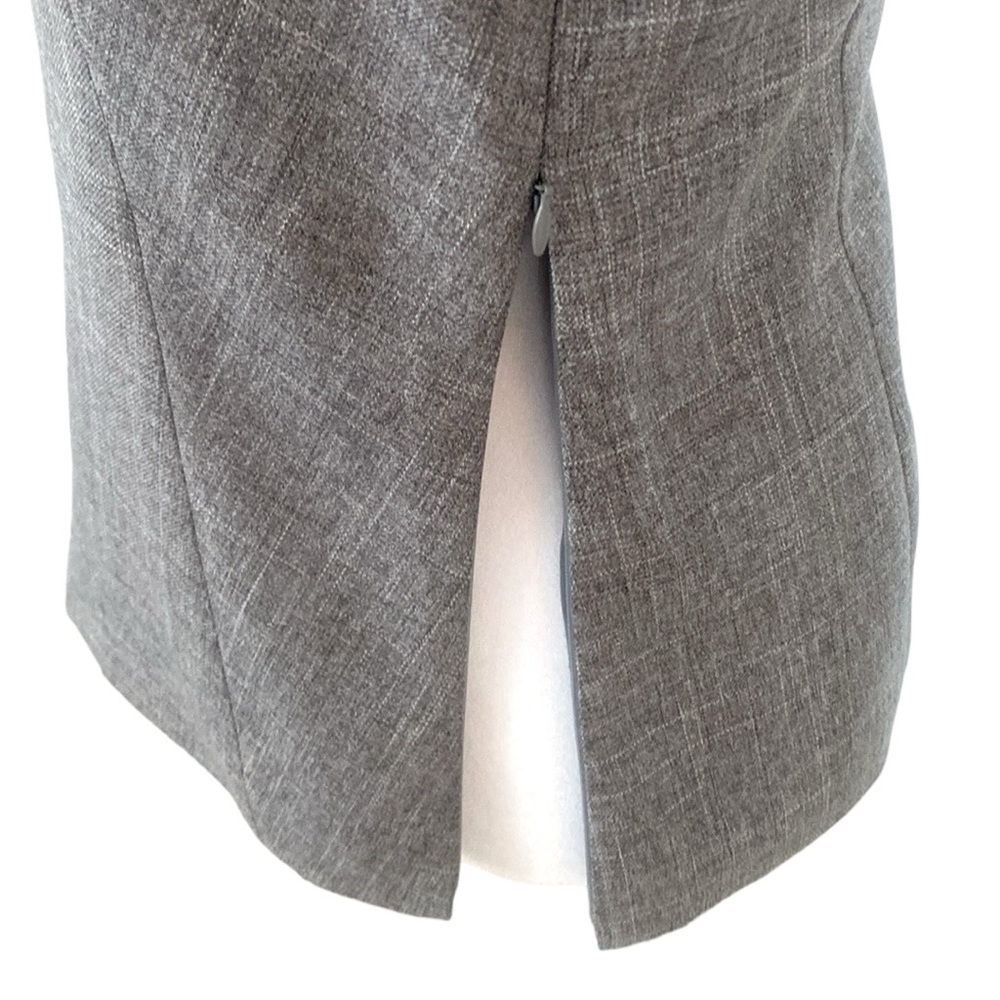 Classiques Entier Gray Shortsleeved Workwear Top - Picture 5 of 10
